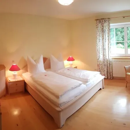 Wunderschoene Mit Seeblick ツェル・アム・モース