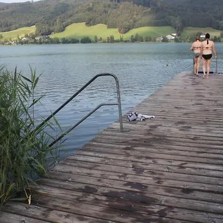 Wunderschoene Mit Seeblick * Целль-ам-Мос