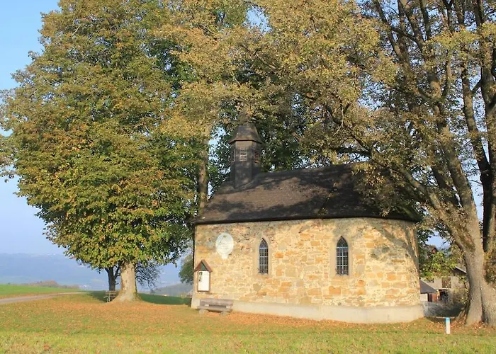 Wunderschoene Mit Seeblick Zell am Moos