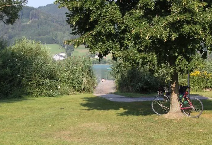 Wunderschoene Mit Seeblick * Целль-ам-Мос