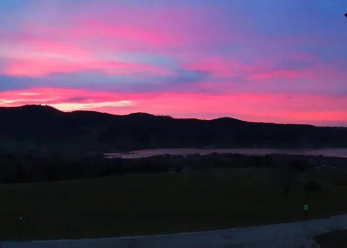 Wunderschoene Mit Seeblick * Целль-ам-Мос